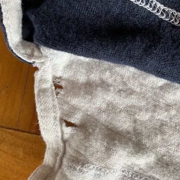 J. Crew White & Navy Linen Top - Picture 7 of 7